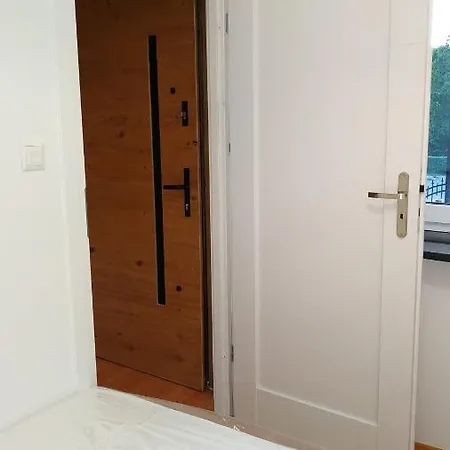 Na Cisowej شقة
